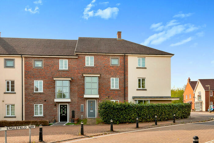 5 Bedroom Terraced House To Rent In Appleton Drive, Basingstoke, Hampshire, RG24