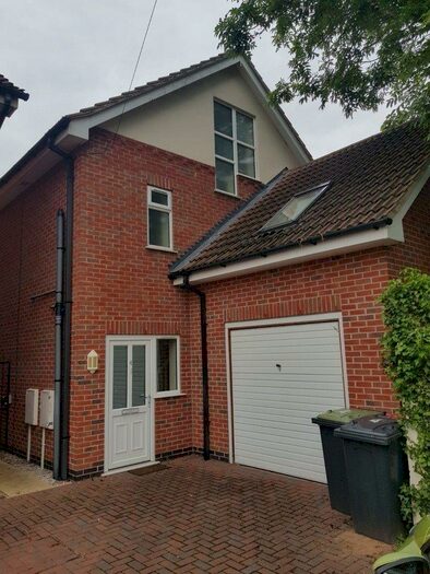 4 Bedroom Detached House To Rent In Lauren Grove, NG9