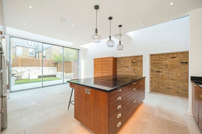 5 Bedroom Property To Rent In Bangalore Street, Putney, SW15