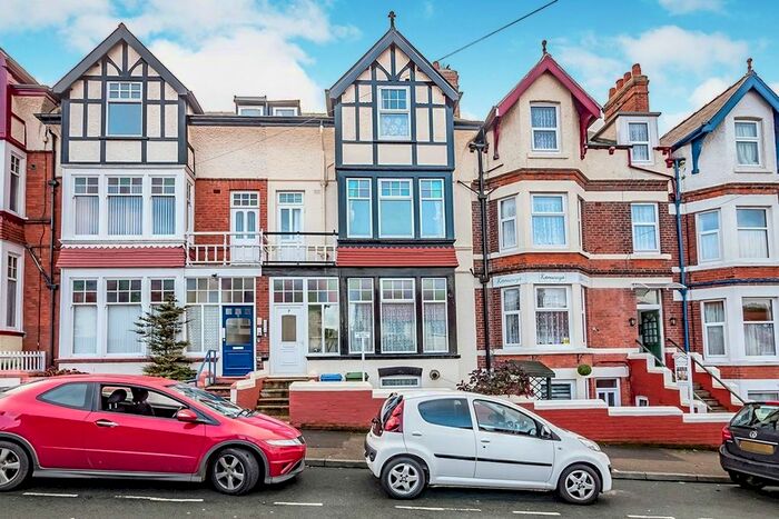 1 Bedroom Flat To Rent In Victoria Park Avenue, Scarborough, North Yorkshire YO12