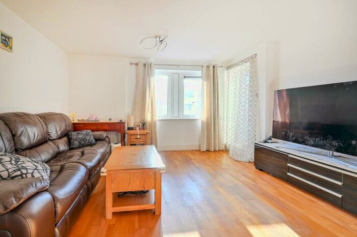 2 Bedroom Flat To Rent In Jerome Place, Kingston, Kingston Upon Thames, KT1