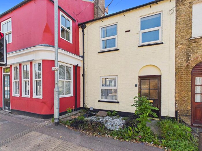 2 Bedroom Terraced House For Sale In Railway Road, Downham Market, PE38