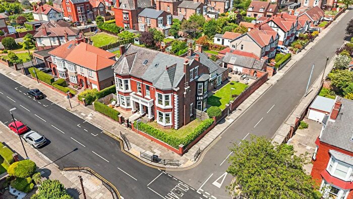 6 Bedroom Semi Detached House For Sale In Park Road, Hartlepool, TS26