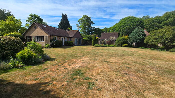 4 Bedroom Detached Bungalow For Sale In Priors Court Road, Hermitage, Thatcham, RG18