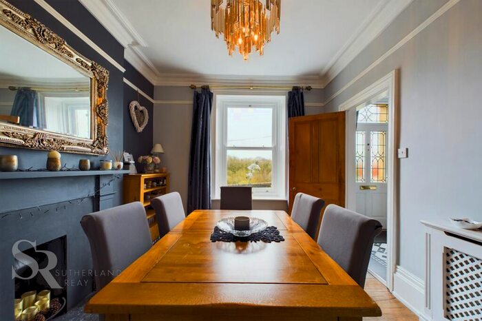 4 Bedroom Detached House For Sale In Spinnerbottom, Birch Vale, SK22