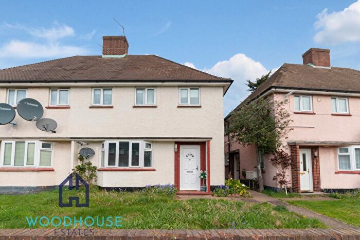 1 Bedroom Maisonette To Rent In Crawford Gardens, Southgate, Enfield, N13