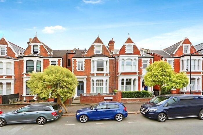 5 Bedroom Terraced House To Rent In Elms Crescent, London, SW4