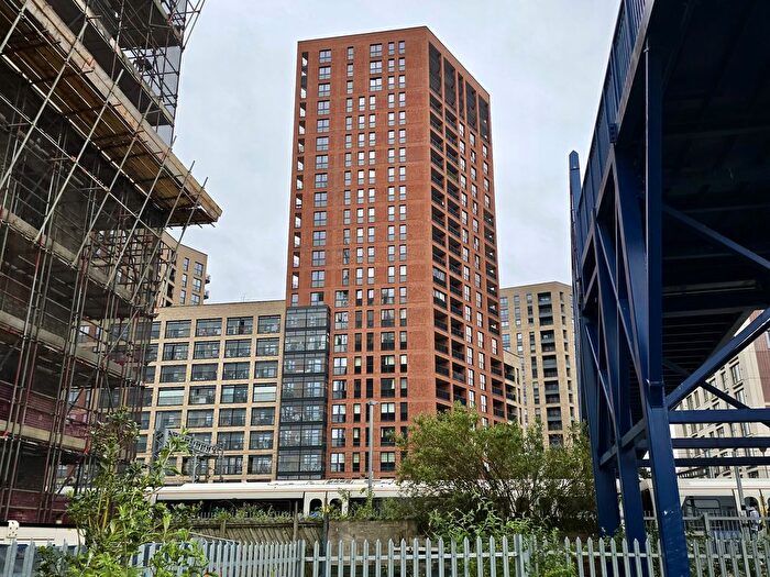 3 Bedroom Flat For Sale In Ashwell House, Healum Avenue, Southall, Greater London, UB2