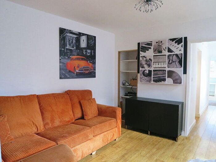 8 Bedroom Semi-detached House To Rent In George Road, Nottingham, NG2