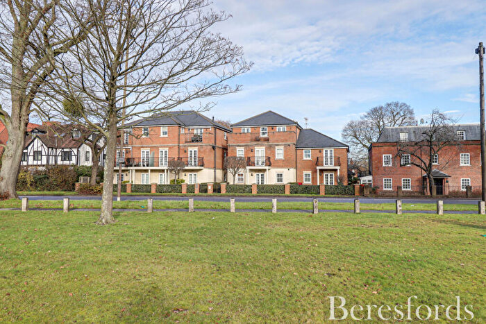 2 Bedroom Apartment For Sale In Priests Lane, Brentwood, CM15