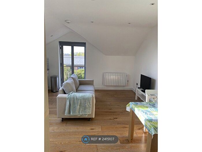 1 Bedroom Flat To Rent In Newmarket Road, Cambridge, CB5