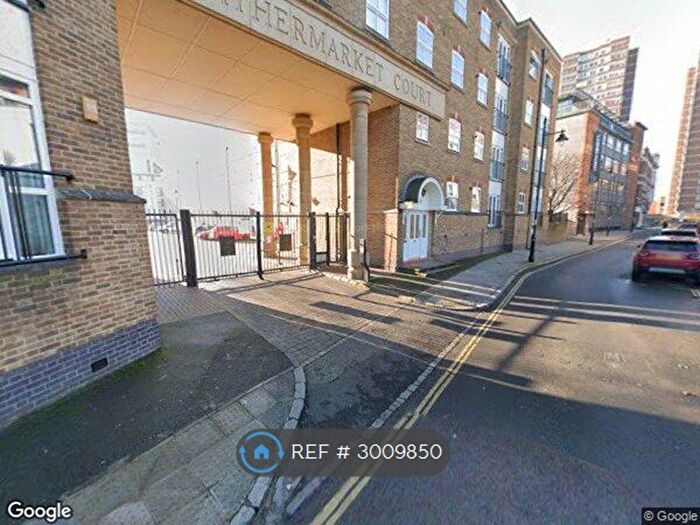 2 Bedroom Flat To Rent In Leathermarket Court, London, SE1