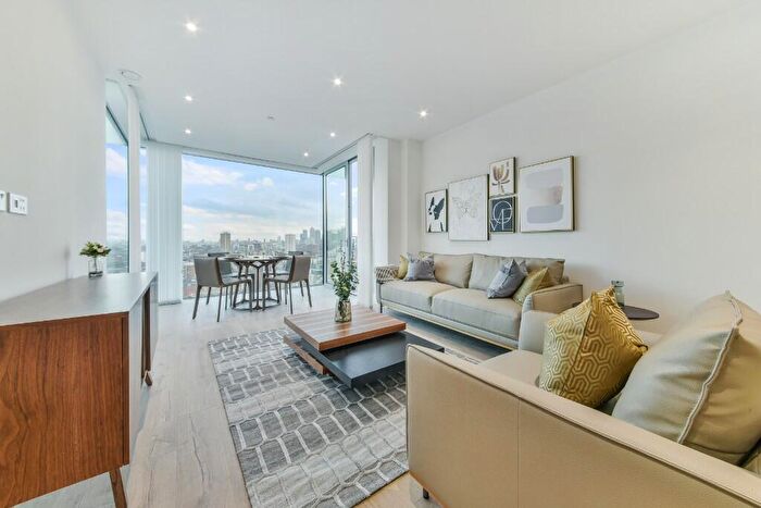 2 Bedroom Apartment To Rent In Goodmans Field, Piazza Walk, London, E1