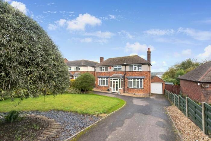 4 Bedroom Detached House To Rent In West Coker Road, Yeovil, BA20