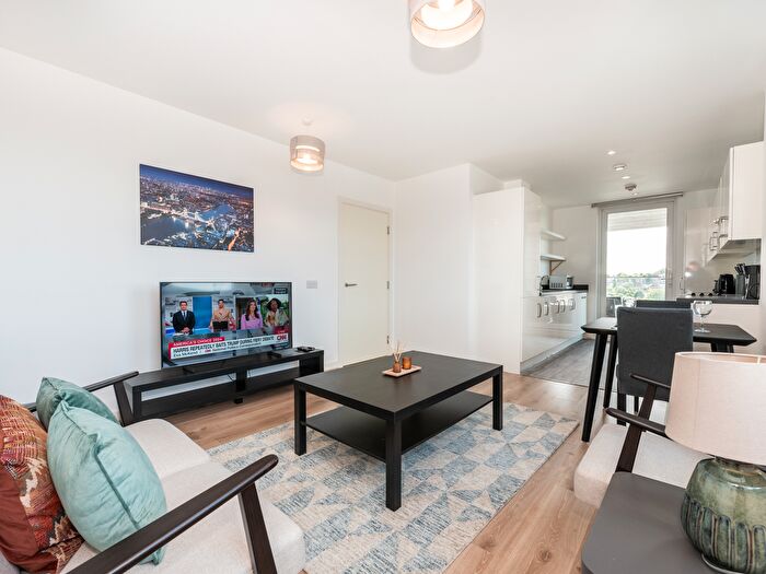 2 Bedroom Flat For Sale In Capitol Way, London, NW9