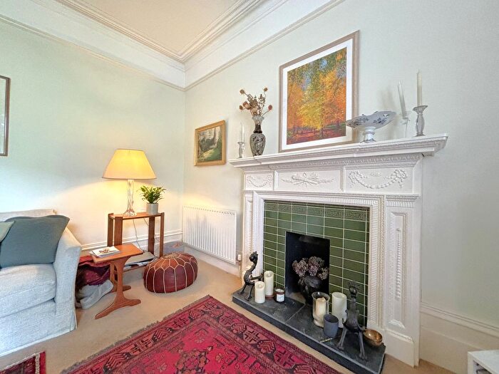 2 Bedroom Flat For Sale In Dorset Road, Bexhill-On-Sea, TN40