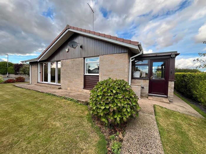 5 Bedroom Detached Bungalow For Sale In Bermuda Avenue, Skirlaugh, Hull, HU11