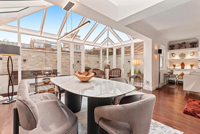 4 Bedroom House To Rent In Orville Road, Battersea Park, SW11