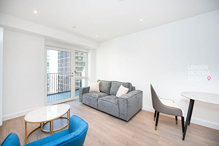 1 Bedroom Apartment To Rent In Ellipse House, Eden Place, London, E16
