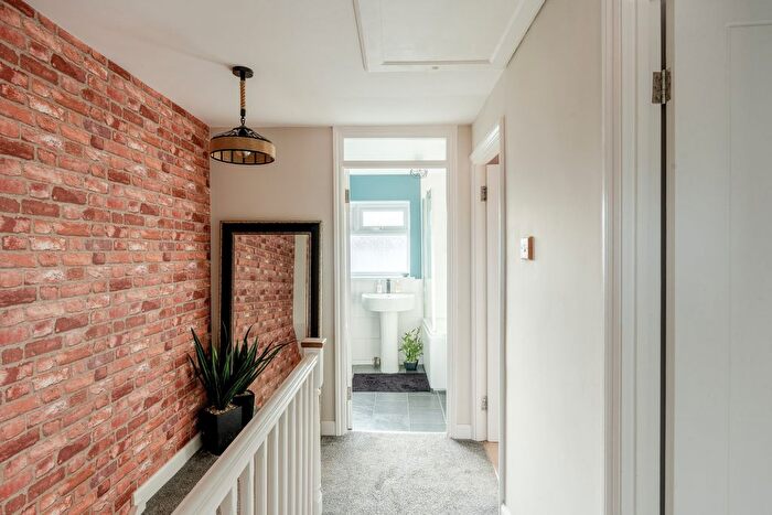 3 Bedroom End Of Terrace House For Sale In Bindon Drive, Bristol, Bristol, BS10