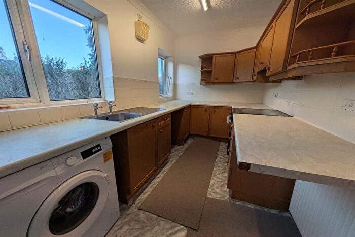 2 Bedroom Terraced House To Rent In Manton Crescent, Beeston, NG9
