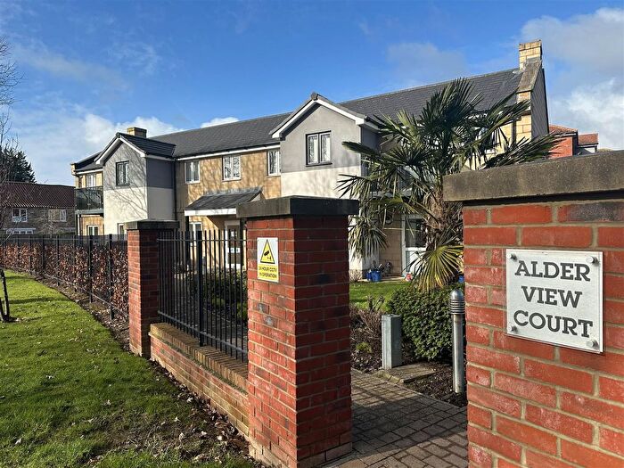 1 Bedroom Flat To Rent In Alder View Court, Scarborough, YO12