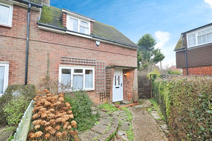 2 Bedroom Semi-detached House For Sale In Main Street, Peasmarsh, Rye, TN31