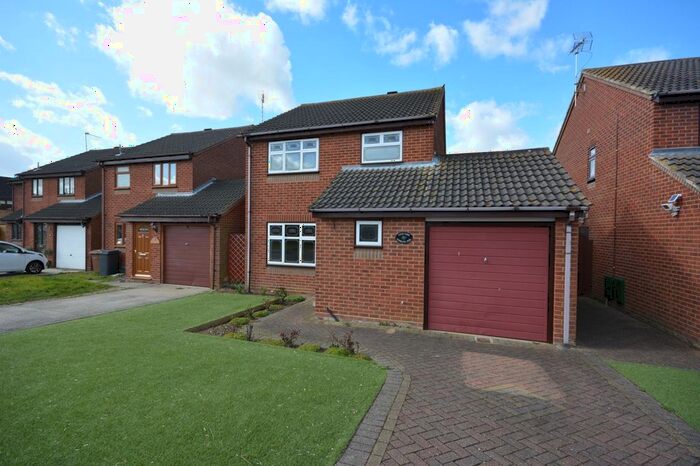 3 Bedroom Detached House To Rent In Vermeer Ride, Springfield, Chelmsford, CM1