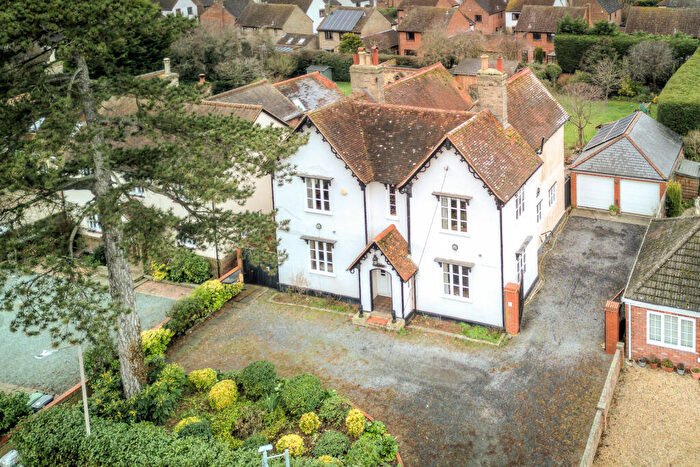 5 Bedroom Detached House For Sale In London Road, Feering, Colchester, Essex, CO5