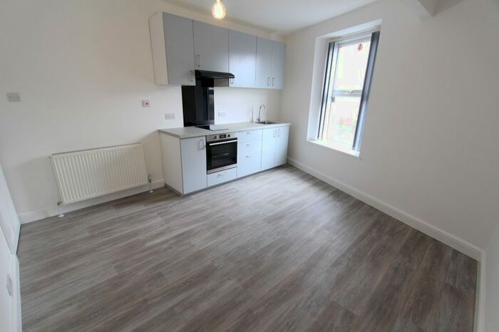 Property To Rent In Thrush Street, Sheffield, S6