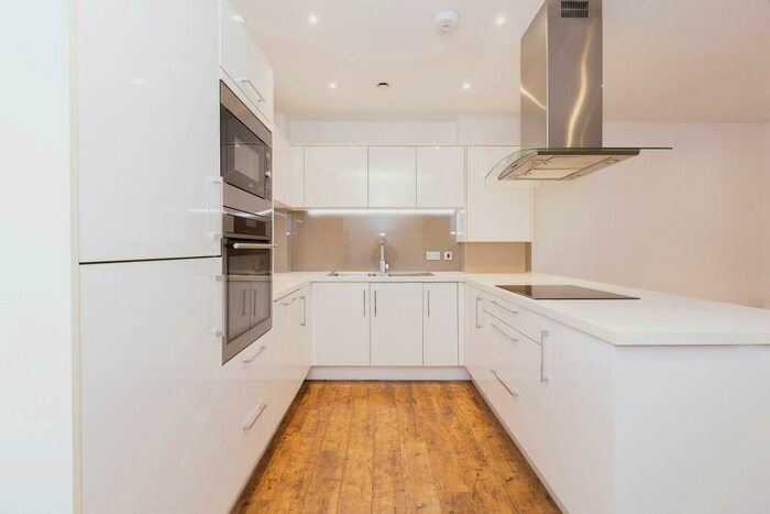 3 Bedroom Apartment To Rent In Brunel House, Hainault Road, E11