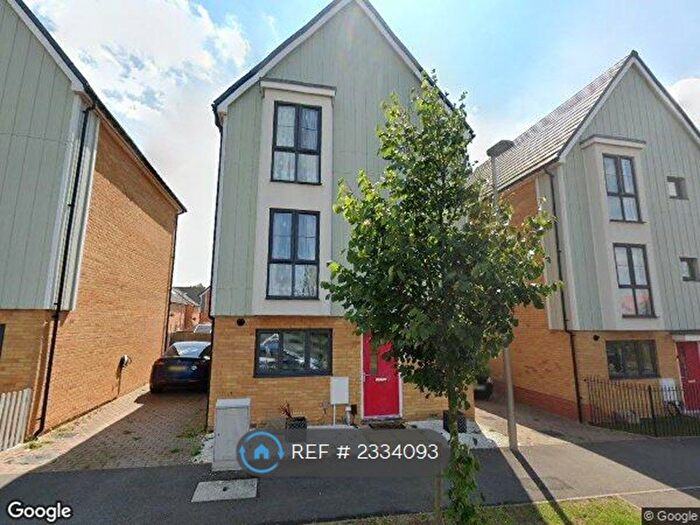 4 Bedroom Detached House To Rent In Culverin Avenue, Grays, RM16