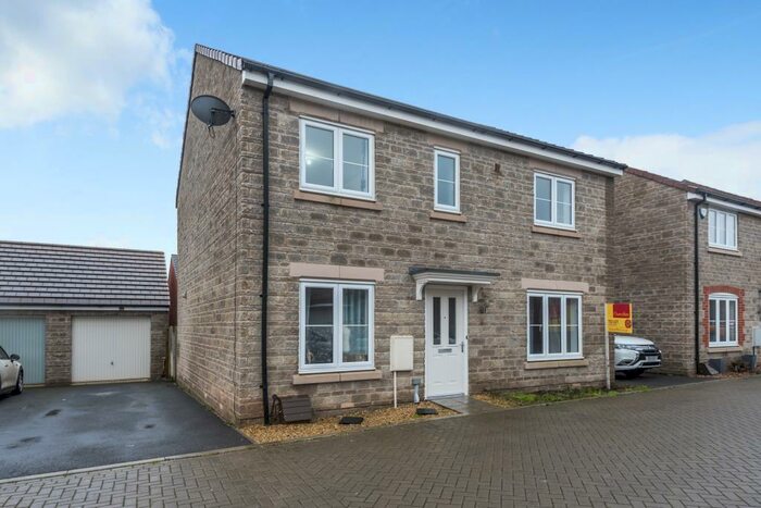 4 Bedroom Detached House To Rent In Course Meadow, Ridgeway Farm, SN5