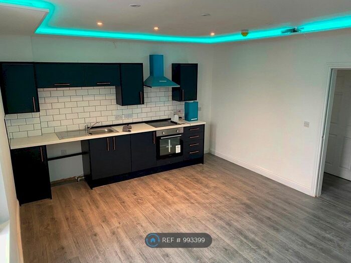 1 Bedroom Flat To Rent In Sefton Avenue, Leeds LS11