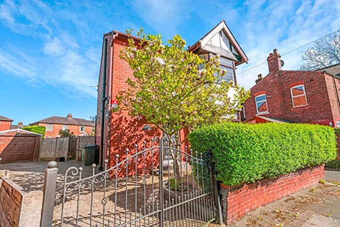 3 Bedroom Detached House For Sale In Bold Street, Leigh, WN7