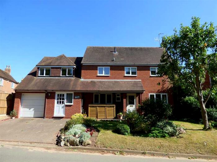 5 Bedroom Detached House For Sale In Snitterfield Street, Hampton Lucy, CV35