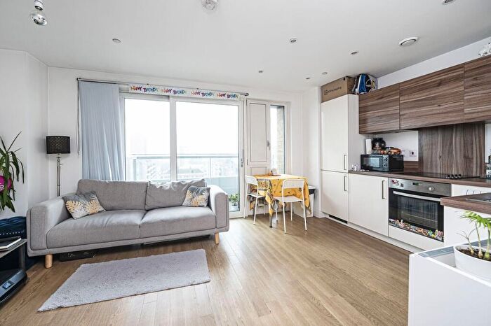 Studio To Rent In Jefferson Plaza, , Bow, London, E3
