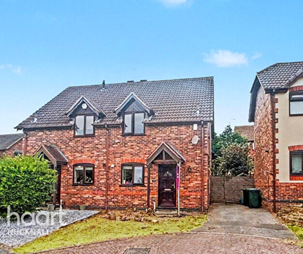3 Bedroom Semi-Detached House For Sale In Shandwick Close, Nottingham, NG5