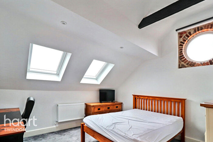 1 Bedroom Terraced House To Rent In Florence Street, Swindon, SN2