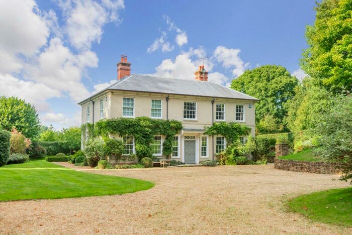 4 Bedroom Detached House For Sale In Limes Close, Bramshott, Liphook, Hampshire, GU30