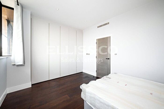 2 Bedroom Apartment To Rent In High Road, Whetstone, N20