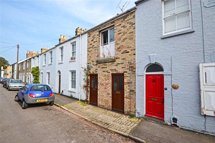 1 Bedroom Apartment To Rent In Derby Street, Cambridge, CB3