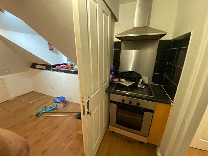 1 Bedroom Flat To Rent In Aldborough Road South, Seven Kings, Ilford, IG3