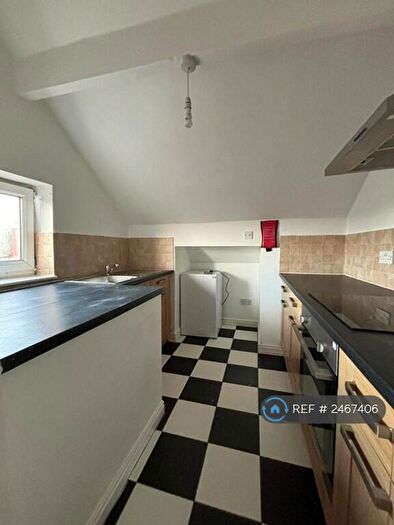 1 Bedroom Flat To Rent In Delamere Road, Urmston, Manchester, M41