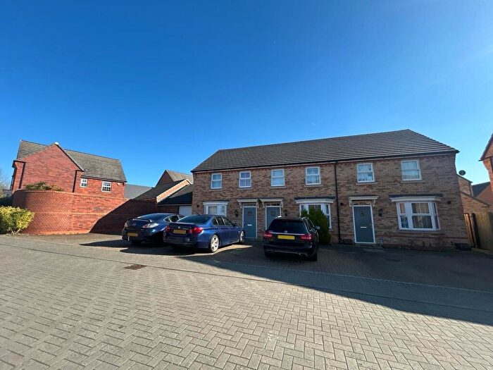 3 Bedroom House To Rent In Marcellus Way, Fairfields, Milton Keynes, MK11