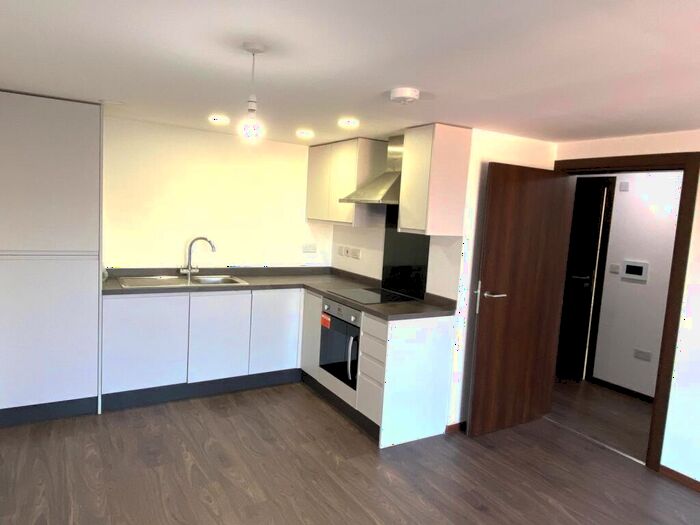 1 Bedroom Flat To Rent In Solihull Heights, New Coventry Road, Sheldon, B26