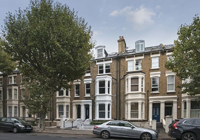 2 Bedroom Flat To Rent In Shirland Road, London, W9