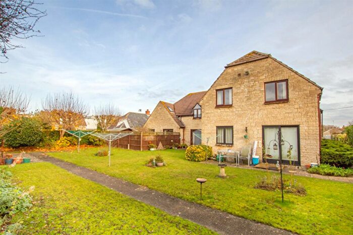 1 Bedroom Apartment To Rent In Black Bourton Road, Carterton, Oxfordshire, OX18