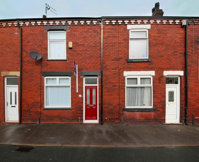 2 Bedroom Terraced House To Rent In Cygnet Street, Wigan, Lancashire, WN3