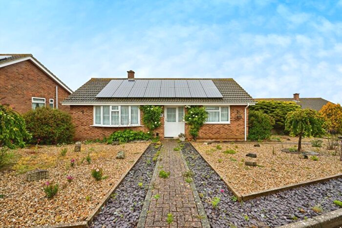 2 Bedroom Bungalow For Sale In Pursley Close, Sandown, Isle Of Wight, PO36